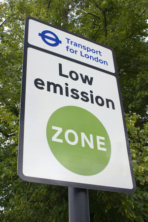 Air Pollution, London (Photo Essay) Air Pollution, London (Photo Essay)